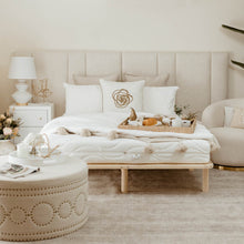 Load image into Gallery viewer, Rabat Pom Pom Throw Blanket
