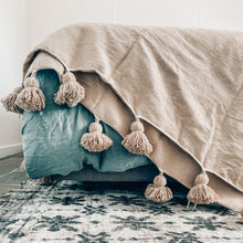 Load image into Gallery viewer, Meknes Pom Pom Throw Blanket