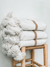 Load image into Gallery viewer, Melilla Pom Pom Throw Blanket